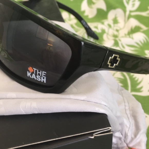 spy kash glasses